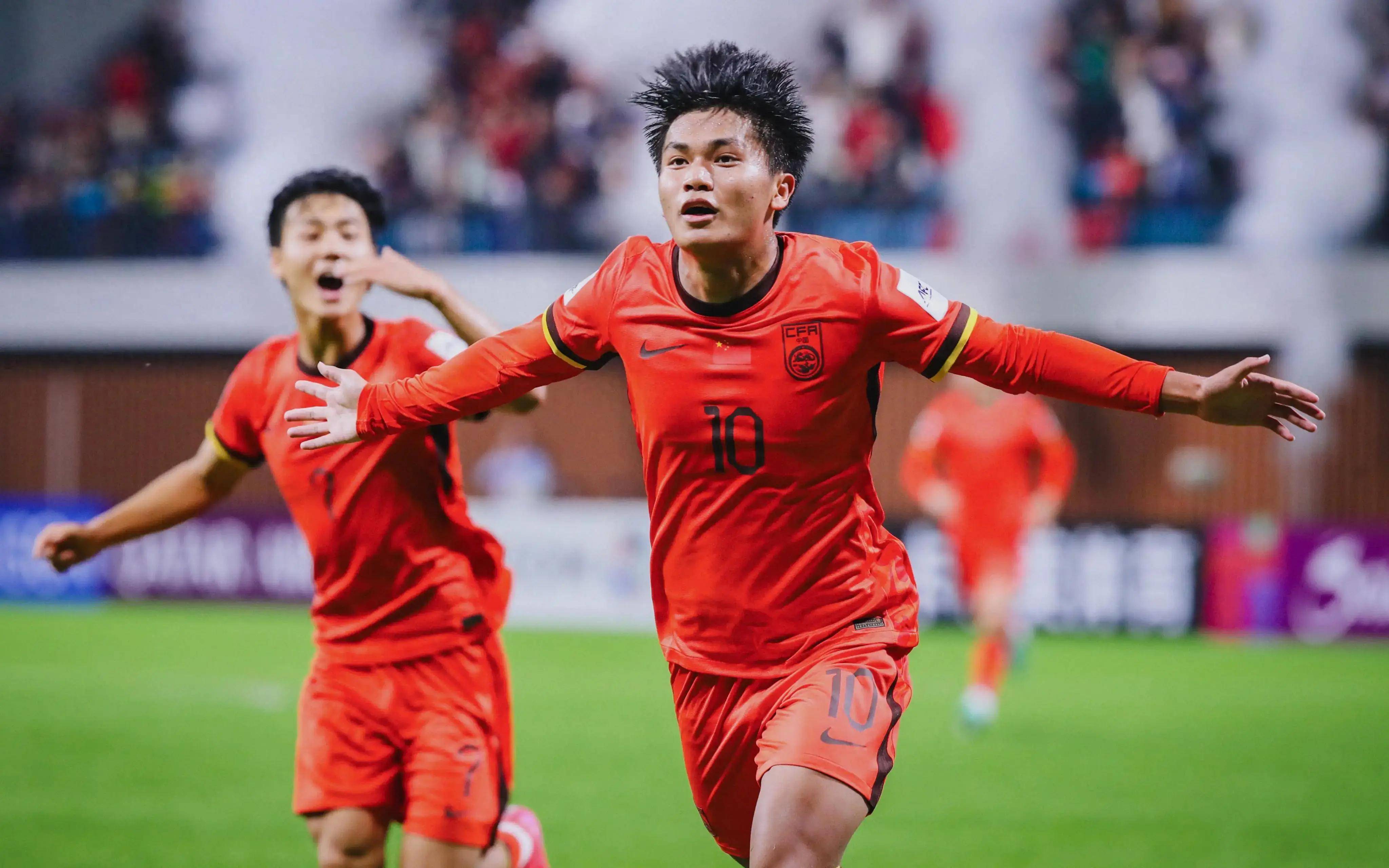 NBA战报：弗拉格33分9板9助，独行侠131-130险胜掘金（NBA快讯：弗拉格33分9板9助，独行侠以131-130一分险胜掘金）