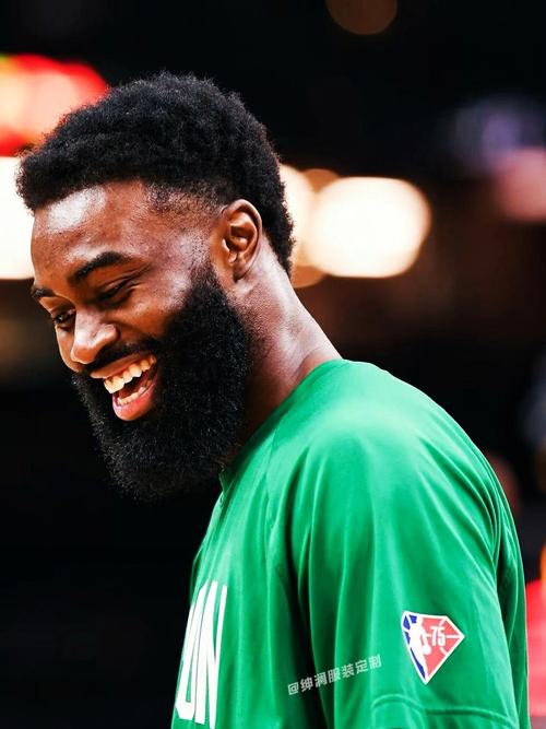 鲁尼认为梅西更优秀？C罗：我没意见，表达什么是他的自由（鲁尼称梅西更强？C罗回应：他有权表达，我不介意）