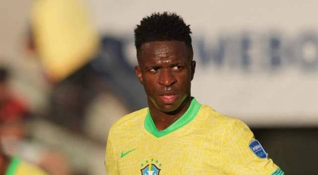 官方：皮奥-埃斯波西托荣获2025年金童奖最佳意大利年轻球员（官宣：皮奥-埃斯波西托当选2025金童奖意大利最佳新星）