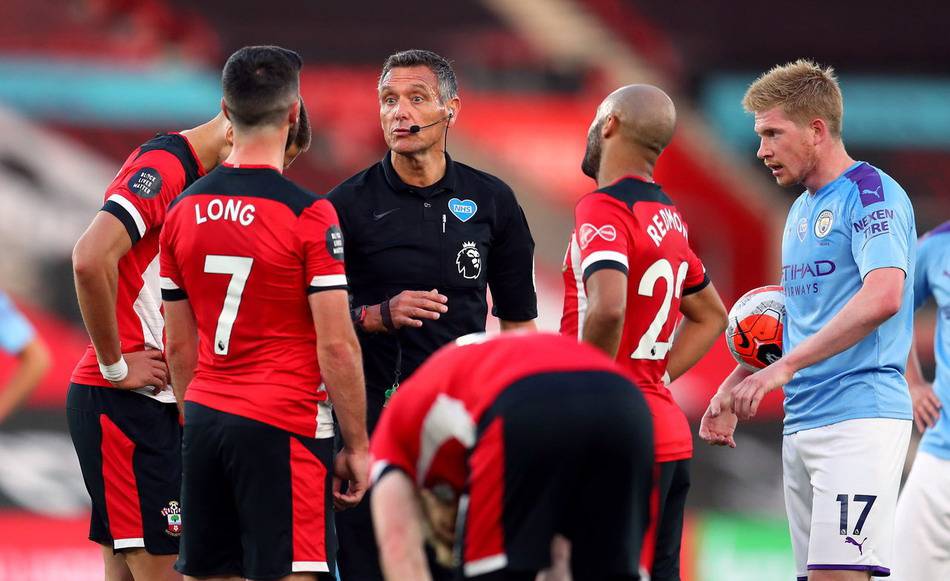 米奇：福克斯是我们为数不多打过硬仗的 球队需稳定性时他很稳定（米奇盛赞福克斯：少数能扛硬仗者，球队需要稳定时他最可靠）