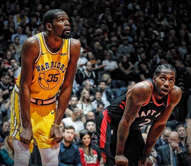 法尔克：很高兴球队能与红牛集团合作，有问题会与克洛普交谈（法尔克：欣见球队携手红牛集团，如有问题将与克洛普沟通）