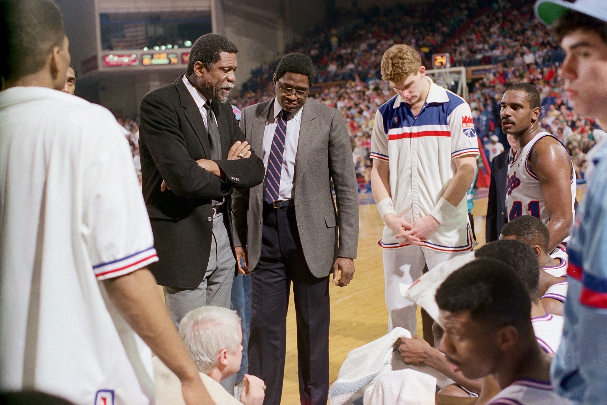 曼联欧联杯小组赛形势分析（欧联杯小组赛：曼联出线前景解读）